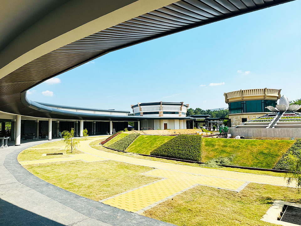 回归自然, 永恒纪念